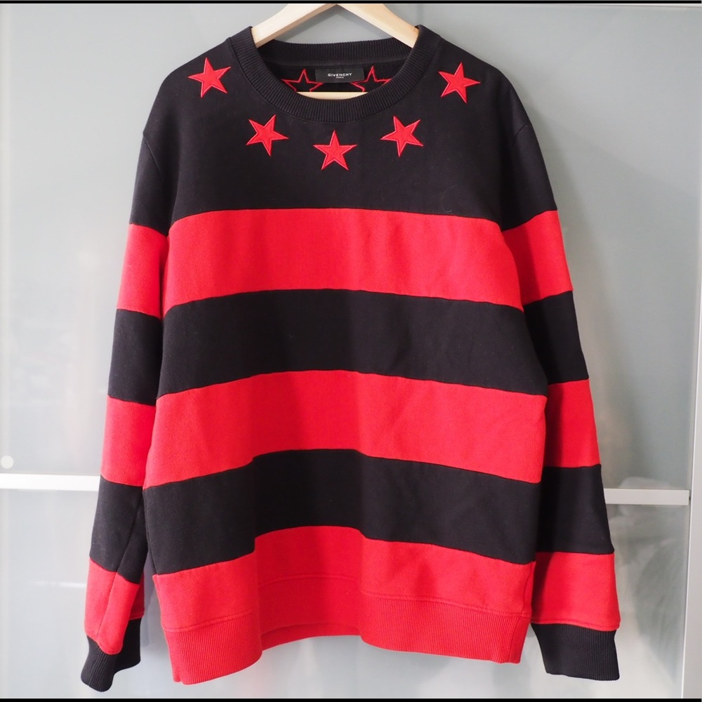 Great condition fashion Givenchy sweater!